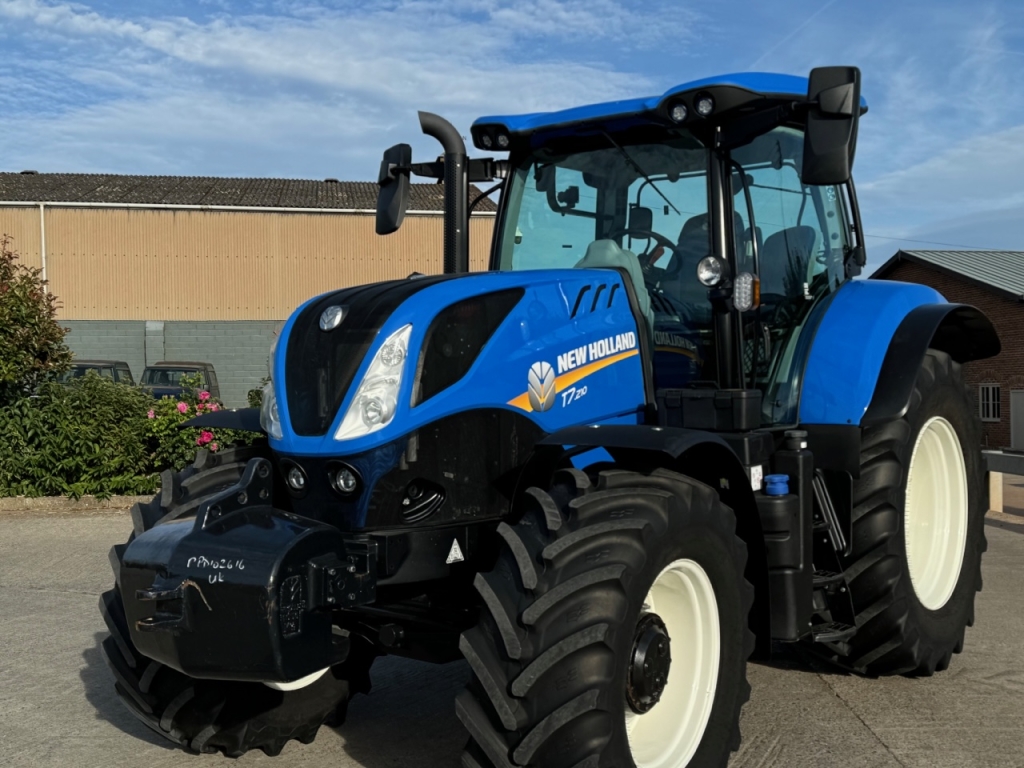 New Holland T7.210
