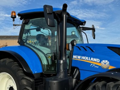 New Holland T7.210