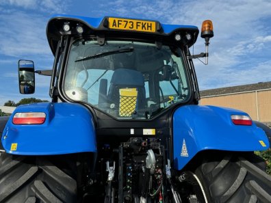 New Holland T7.210
