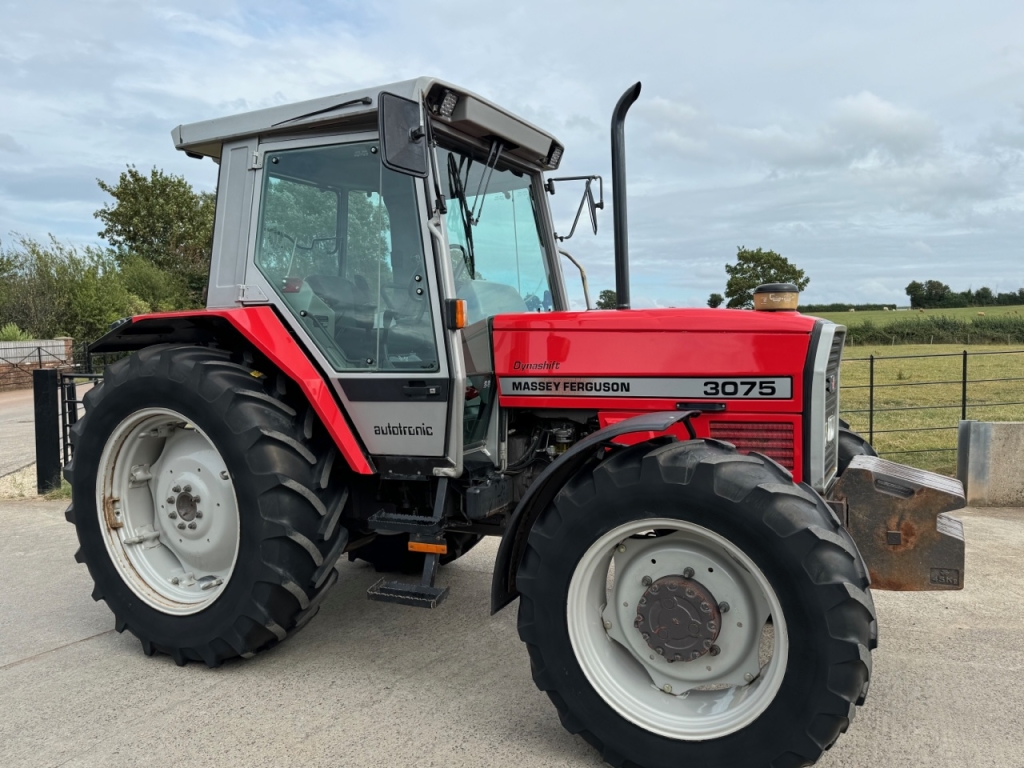 Massey Ferguson 3075