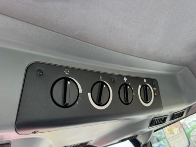 Case CX100