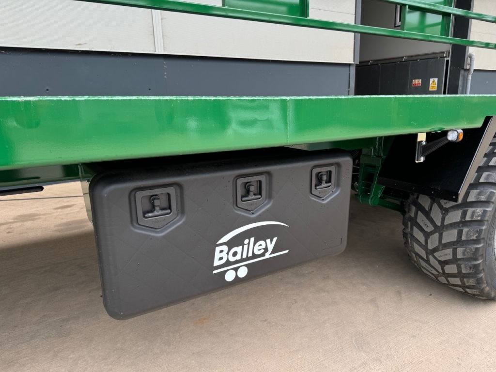 Bailey 14 Ton flat trailer