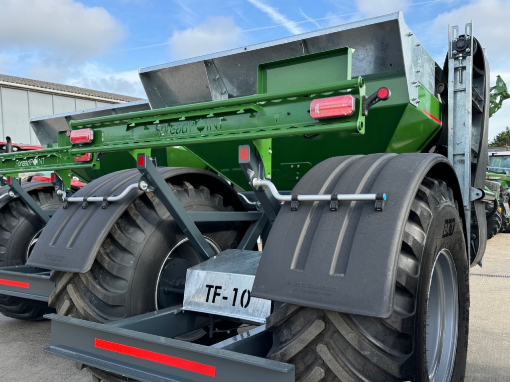 SpreadPoint TF-10 Gravel Cart