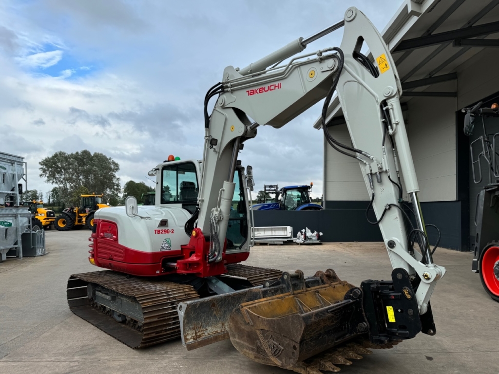 Takeuchi TB290-2