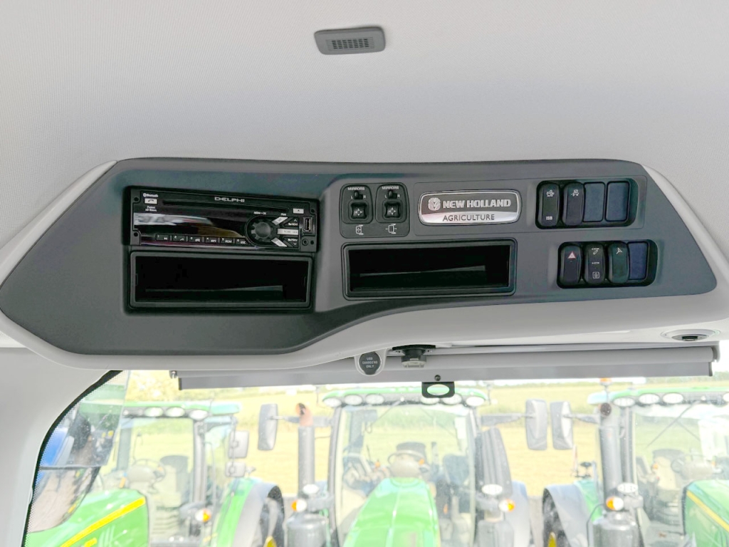 New Holland T8.435 Blue Power