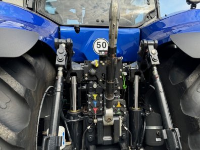 New Holland T8.435 Blue Power