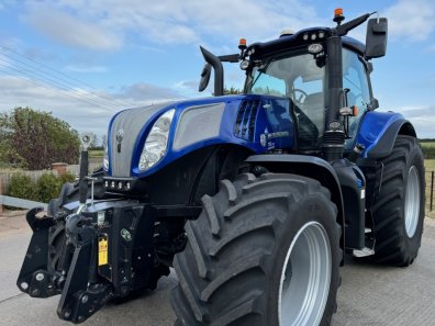 New Holland T8.435 Blue Power