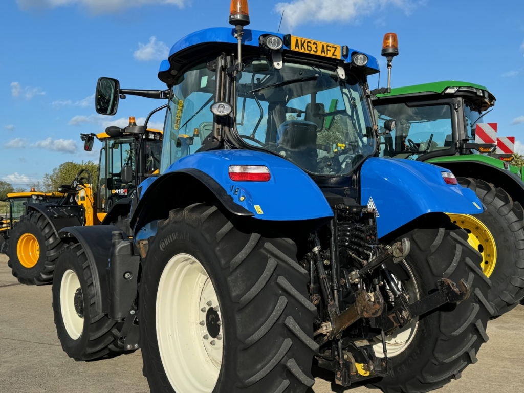 New Holland T7.200