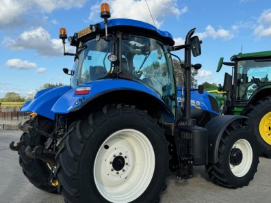 New Holland T7.200