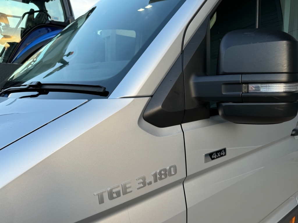 MAN TGE 3.180 crew cab van