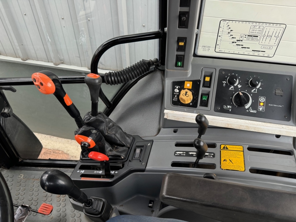 New Holland 7740 SL