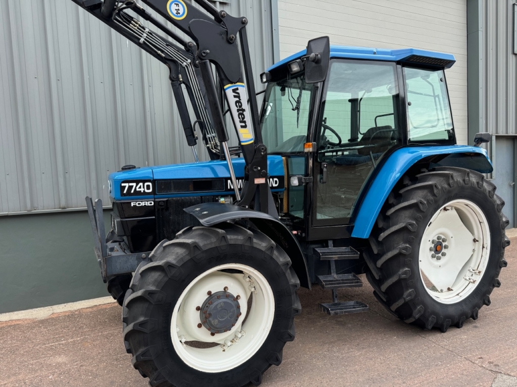 New Holland 7740 SL