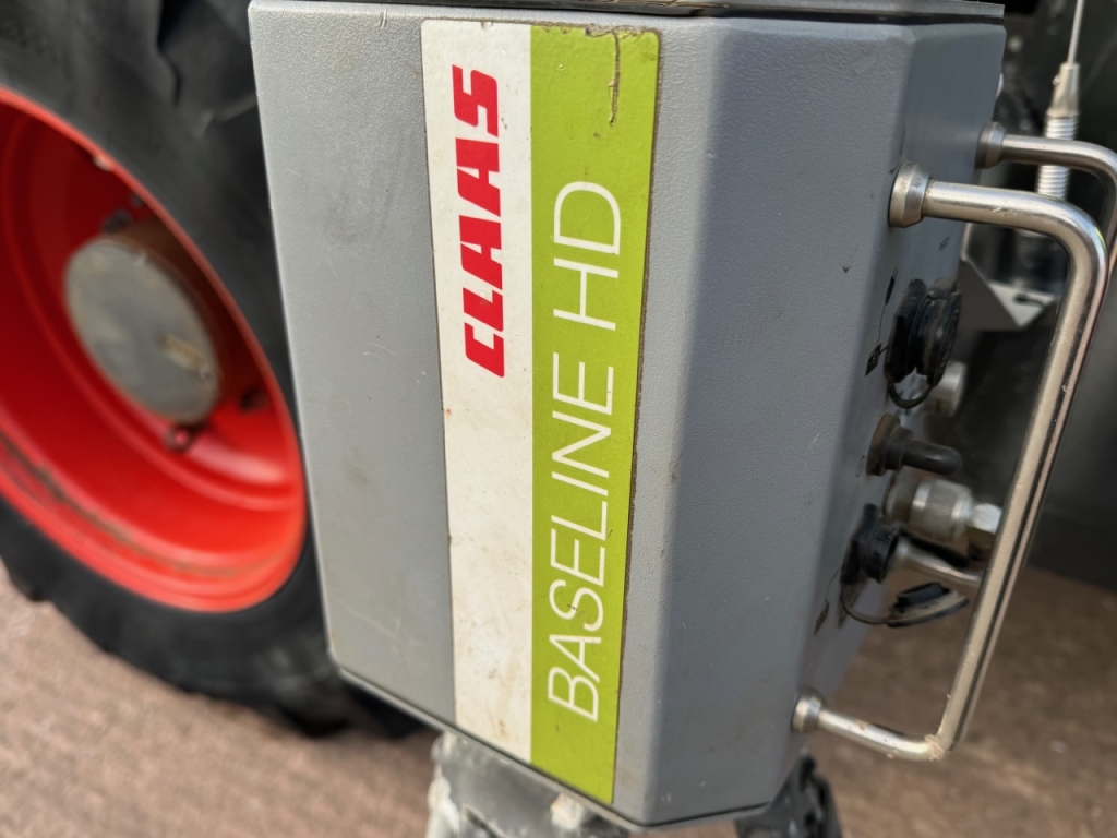 Claas Axion 820 CMATIC