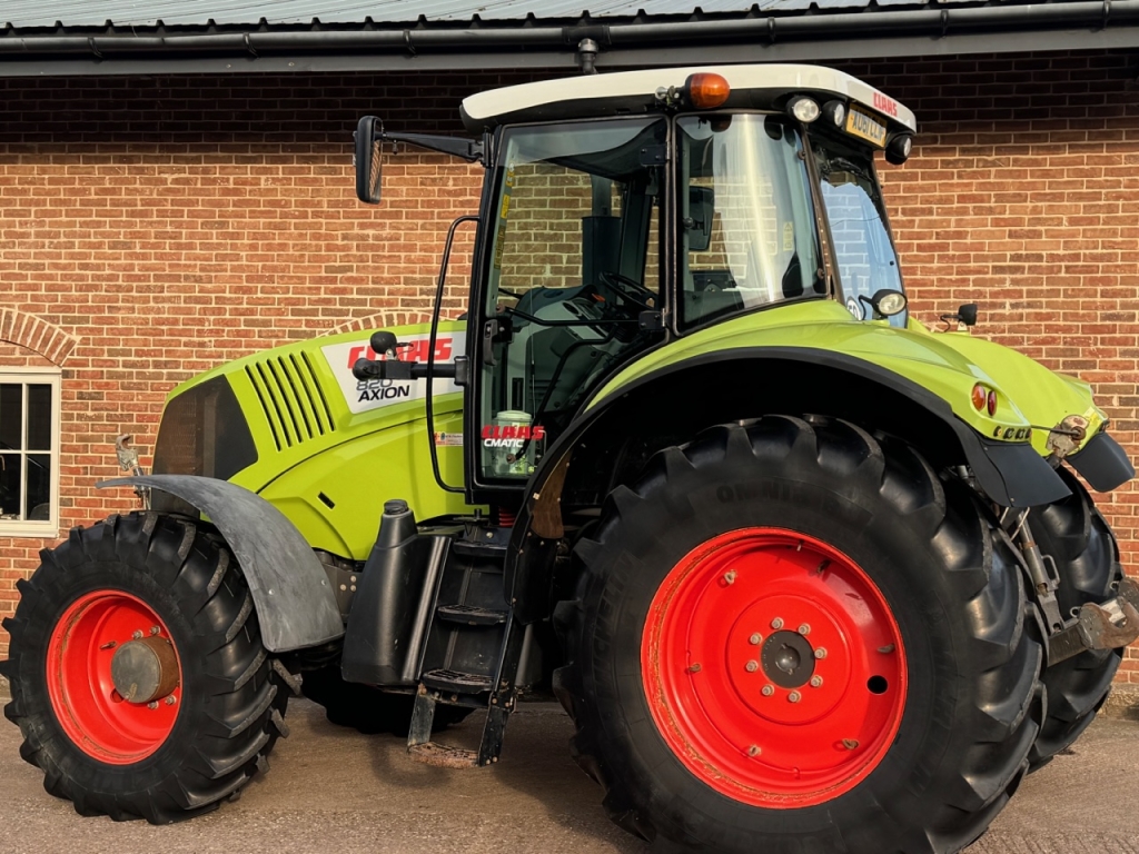 Claas Axion 820 CMATIC