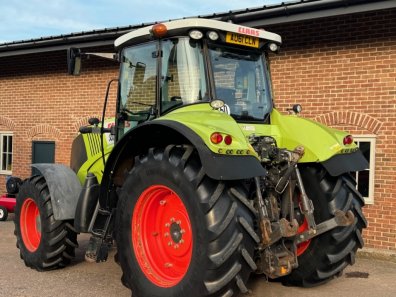 Claas Axion 820 CMATIC