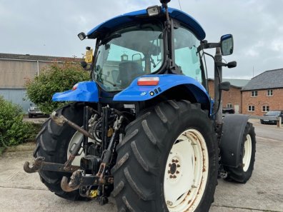 New Holland T6020 Plus