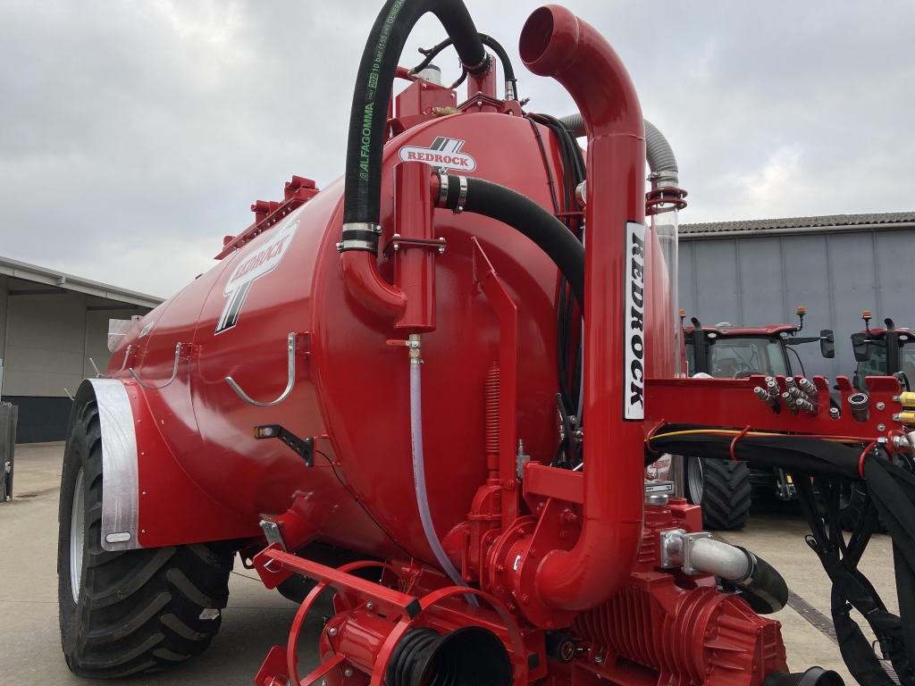Redrock 3000 Gallon tanker