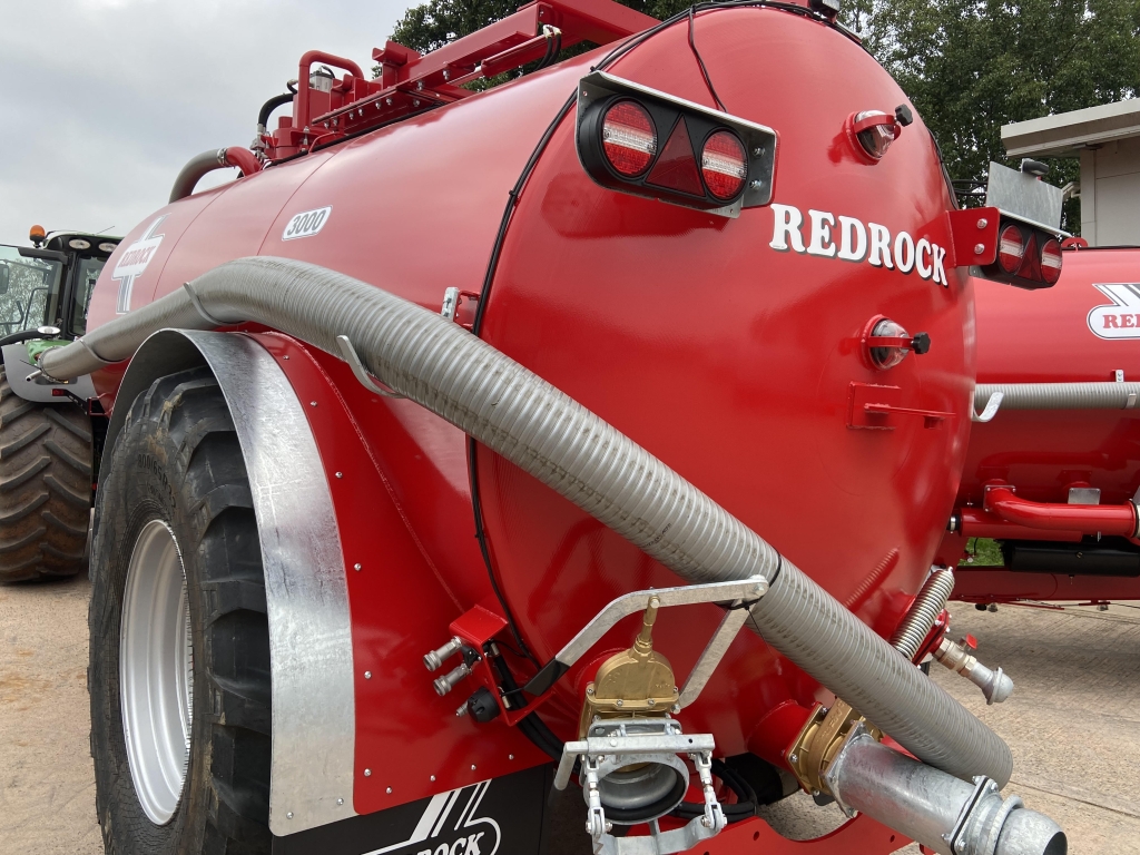 Redrock 3000 Gallon tanker