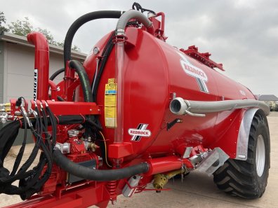 Redrock 3000 Gallon tanker