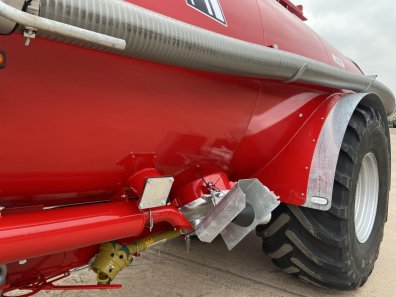 Redrock 3000 Gallon tanker