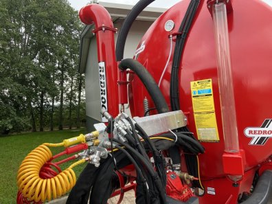 Redrock 4000 Gallon tanker