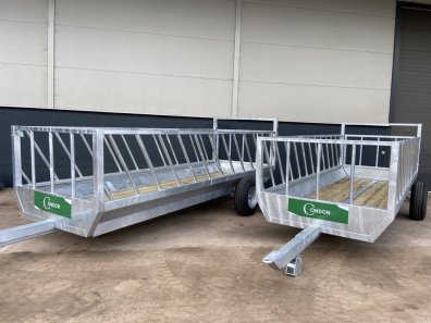 Condon Engineering silage feed trailer