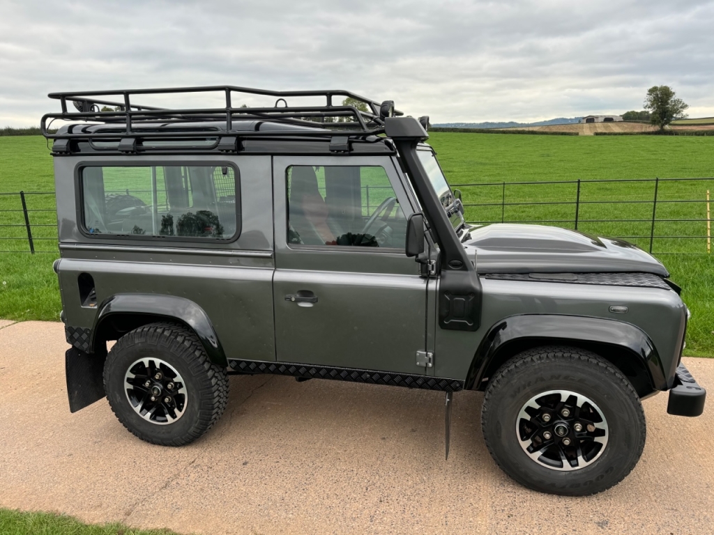 Land Rover Defender 90 Adventure 2.2 Litre Diesel