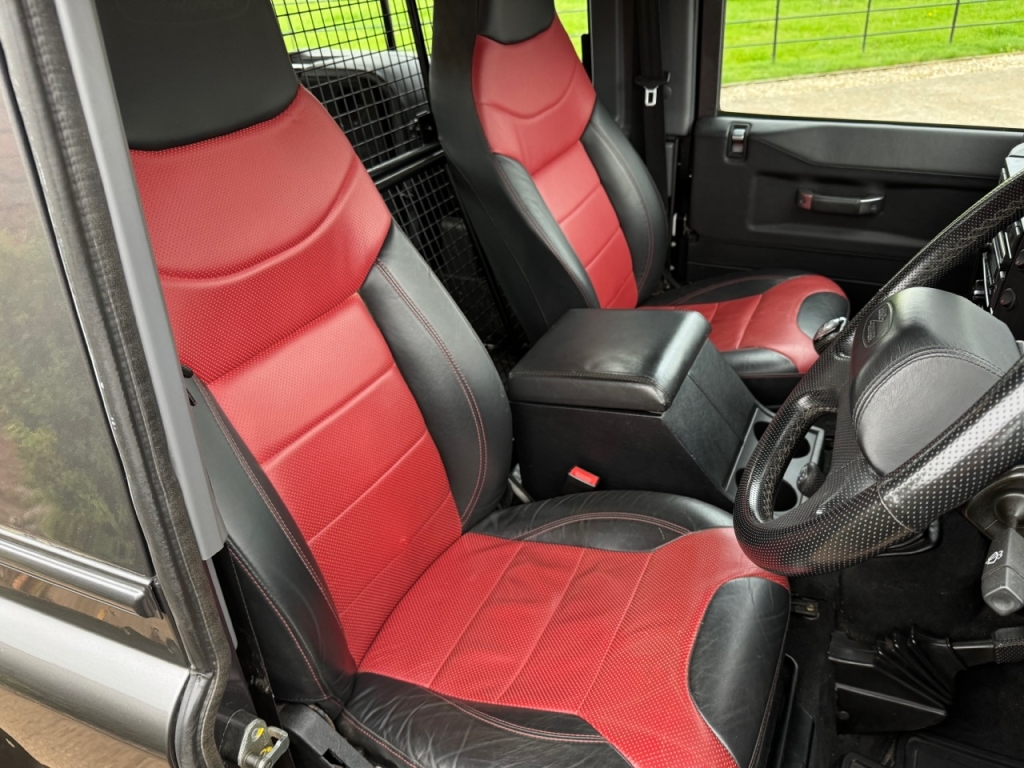 Land Rover Defender 90 Adventure 2.2 Litre Diesel