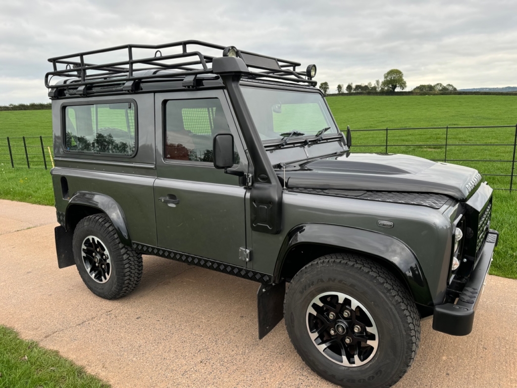 Land Rover Defender 90 Adventure 2.2 Litre Diesel