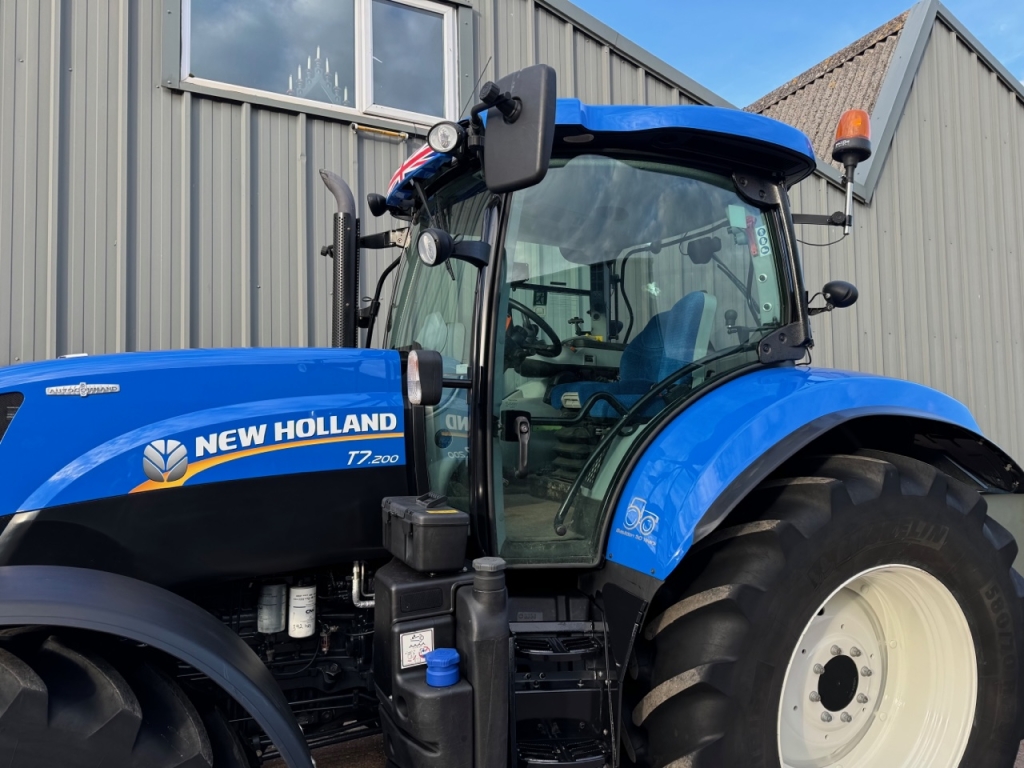 New Holland T7.200