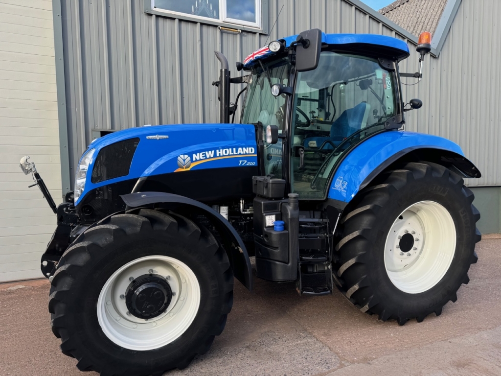 New Holland T7.200
