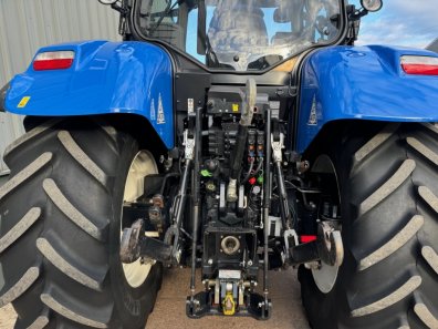 New Holland T7.200
