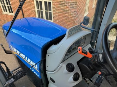 New Holland T7.200