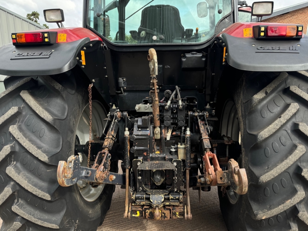 Case MX 135