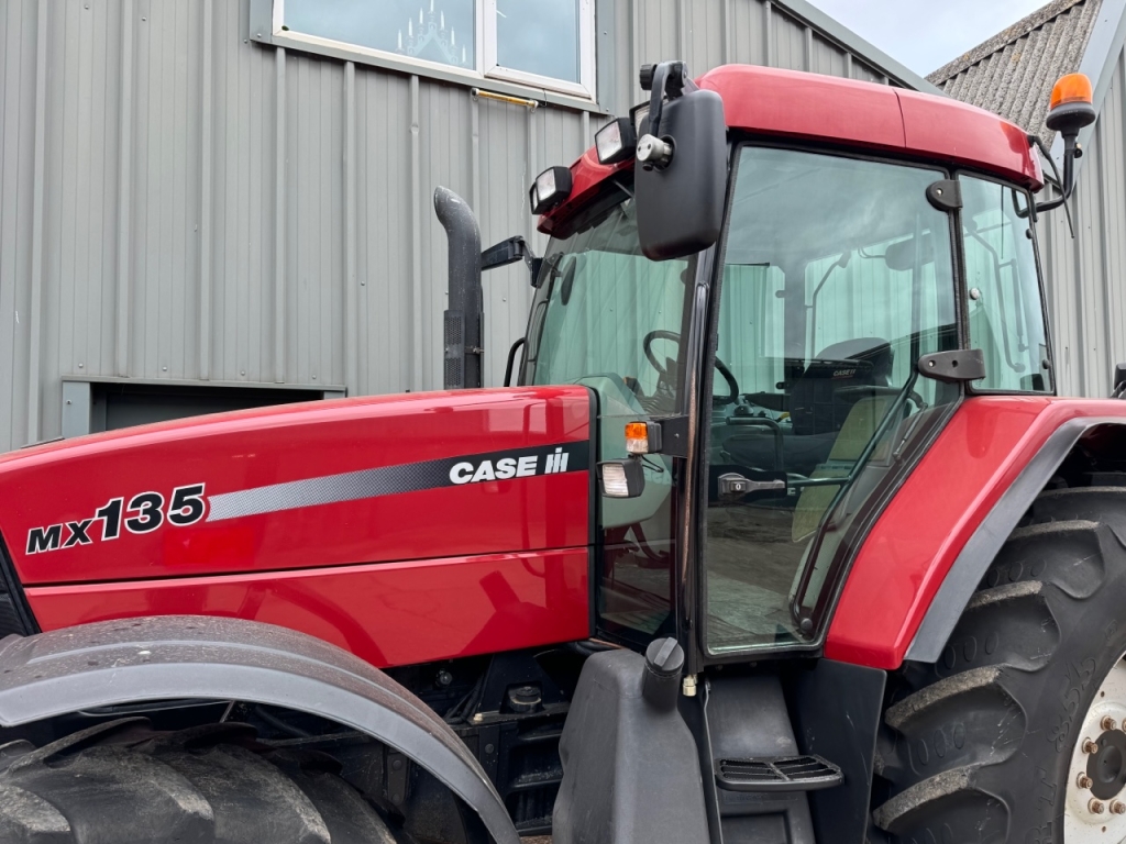 Case MX 135