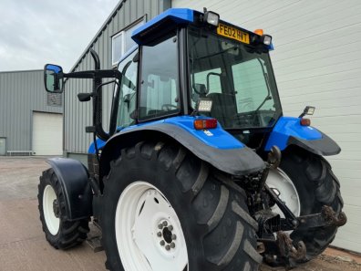 New Holland TS115