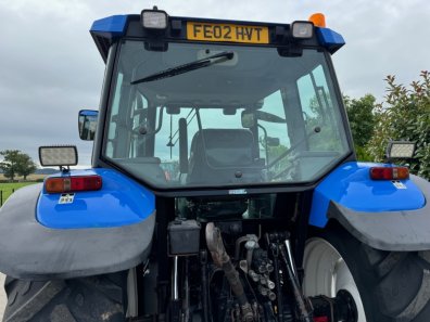 New Holland TS115