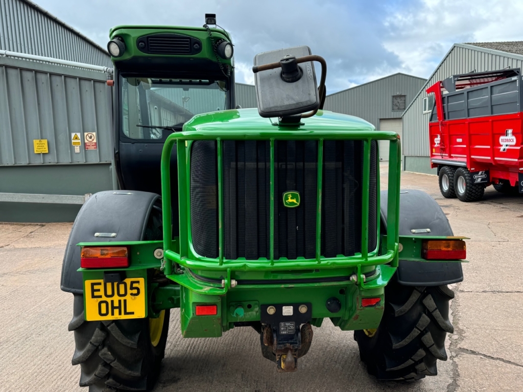 John Deere 3415