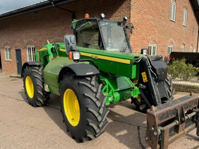 John Deere 3415