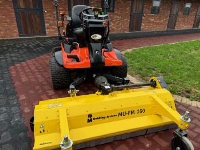 Kubota F3890 mower