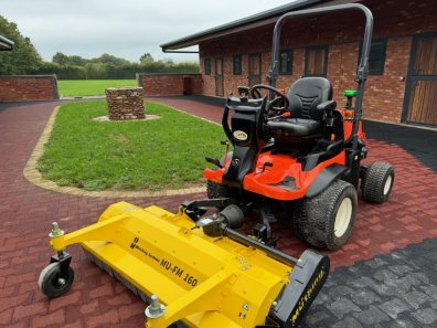 Kubota F3890 mower