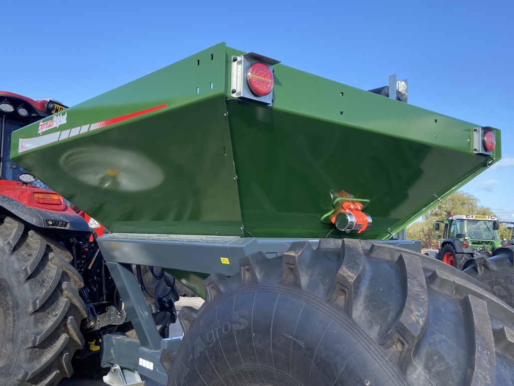 SpreadPoint F-7 Gravel Cart