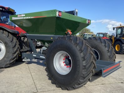 SpreadPoint F-7 Gravel Cart