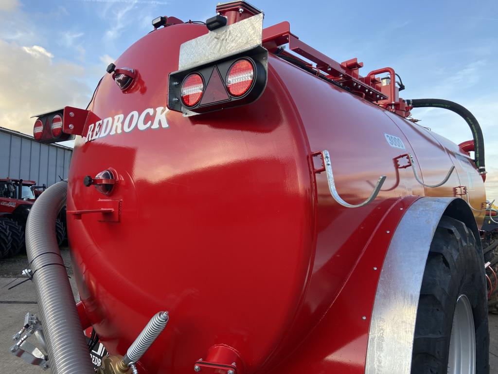 Redrock 3000 Gallon tanker