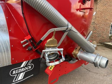 Redrock 3000 Gallon tanker