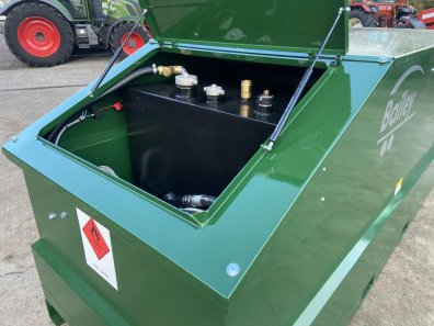 Bailey 2000LT fuel bowser