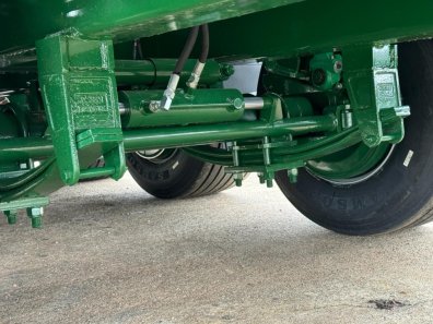 Bailey Flat Deck Tri-axle trailer