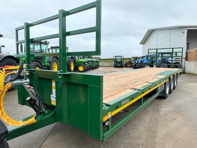 Bailey Flat Deck Tri-axle trailer