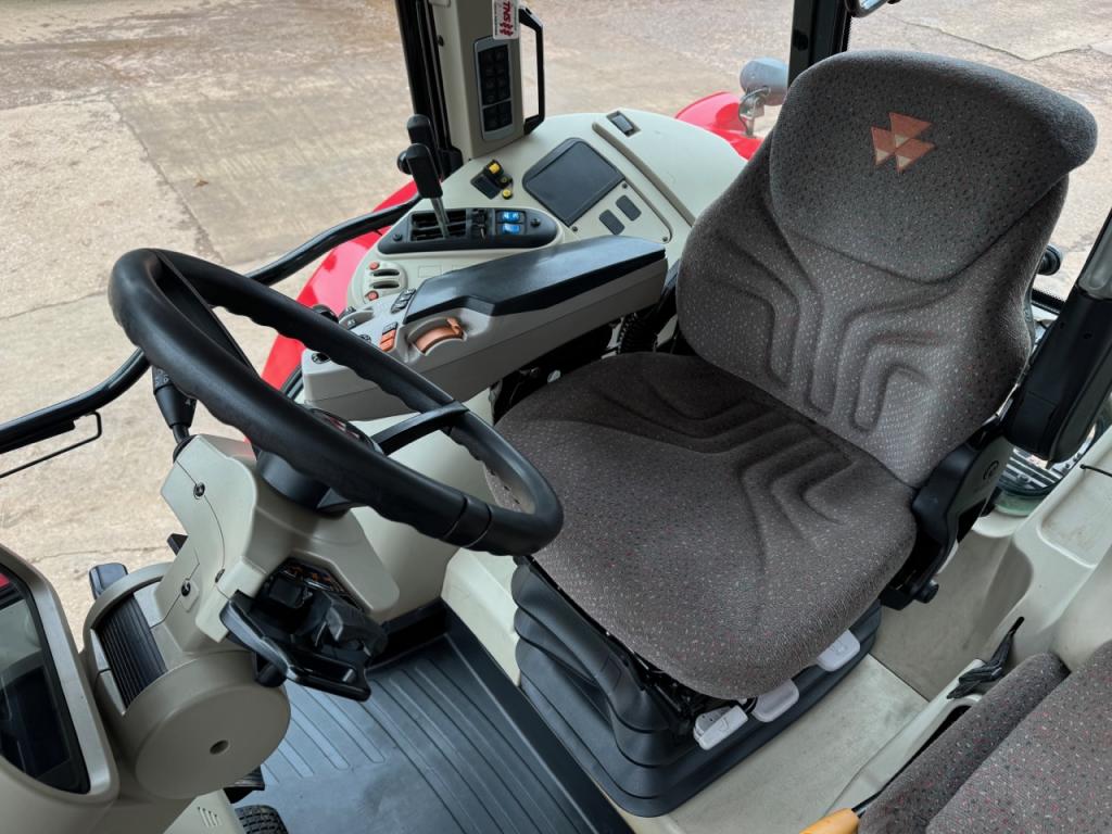 Massey Ferguson 7618