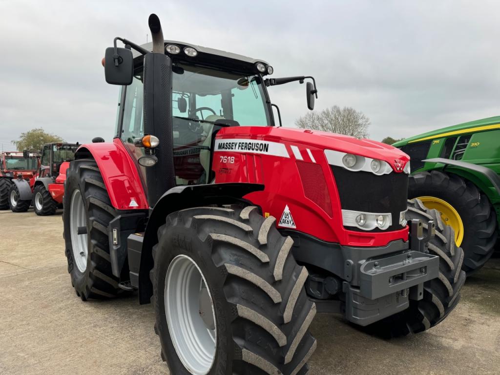 Massey Ferguson 7618